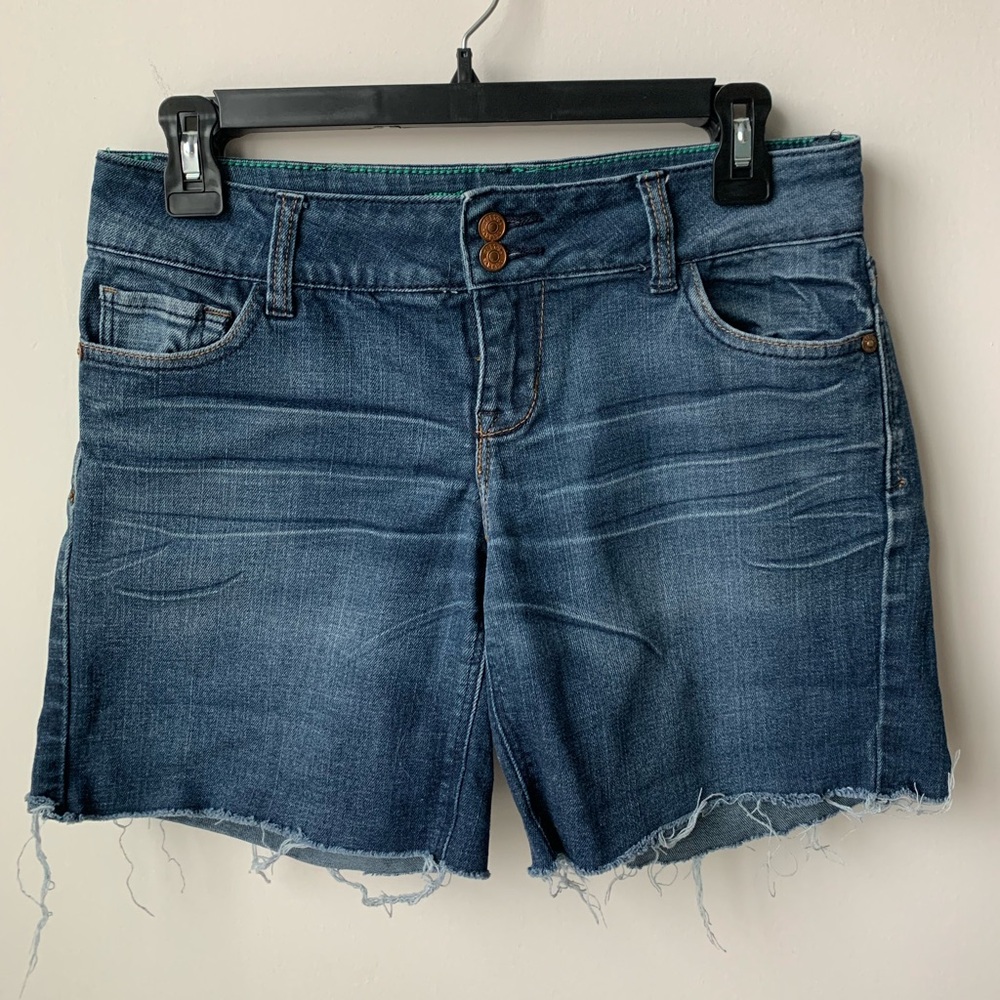 Delia's Bailey Denim Cutoff Shorts Size 1/2